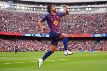 开云体育在线入口-TA：“鲨鱼”费兰回归；他和莱万本赛季都认为身体状态下滑